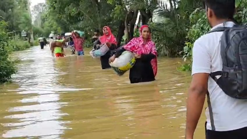 দুর্যোগে সবচেয়ে বেশি ঝুঁকিতে নারী ও শিশু, বাড়ে সহিংসতা ও যৌন নির্যাতন: গবেষণা