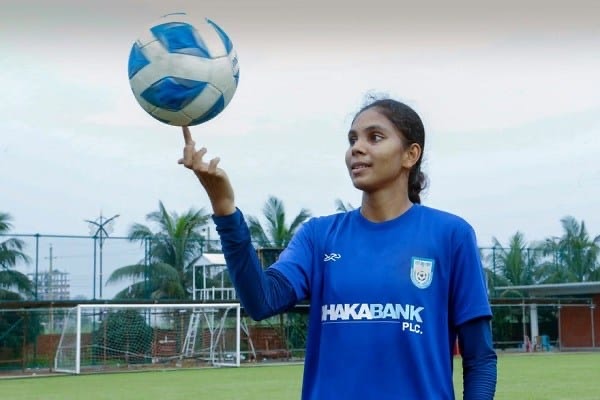 ফাইনালে কে কার মুখোমুখি হচ্ছে - যা বললেন ফুটবলার আফঈদা